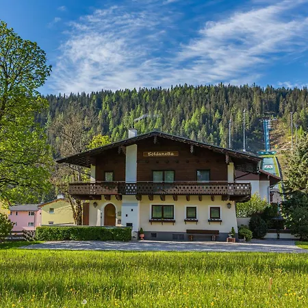 Soldanella 3 By Alpenidyll Apartman *